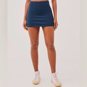 Pact Organic Cotton Pureactive Pocket Skort size medium navy blue